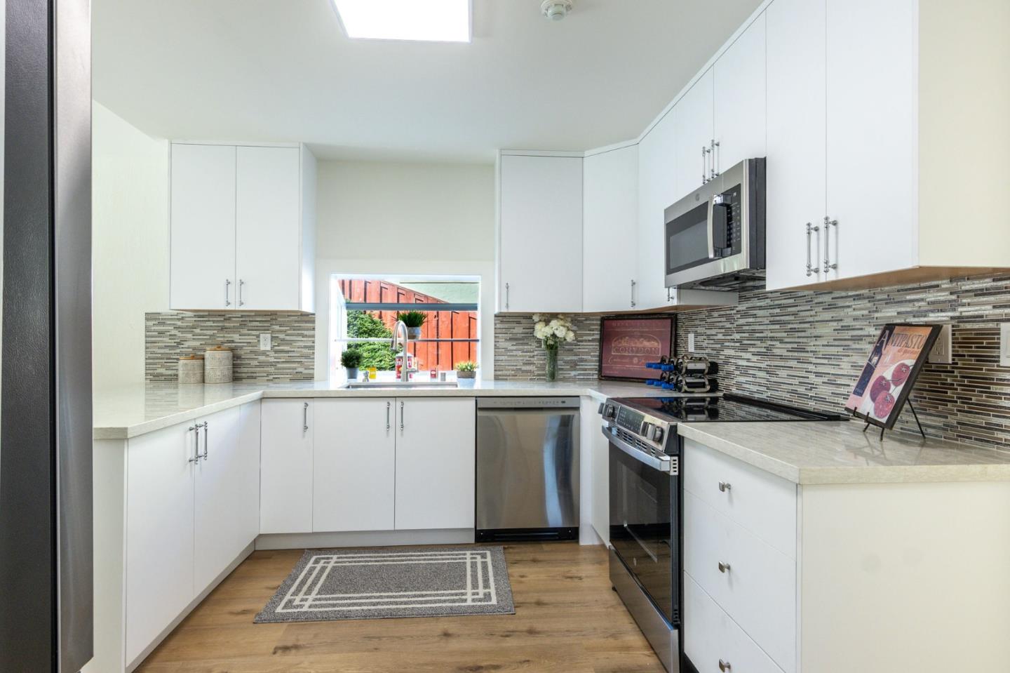 Detail Gallery Image 12 of 42 For 2608 Gellert Ct, South San Francisco,  CA 94080 - 3 Beds | 2 Baths