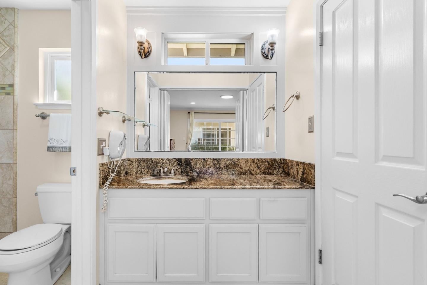 Detail Gallery Image 21 of 41 For 138 Segre Pl, Santa Cruz,  CA 95060 - 4 Beds | 2 Baths