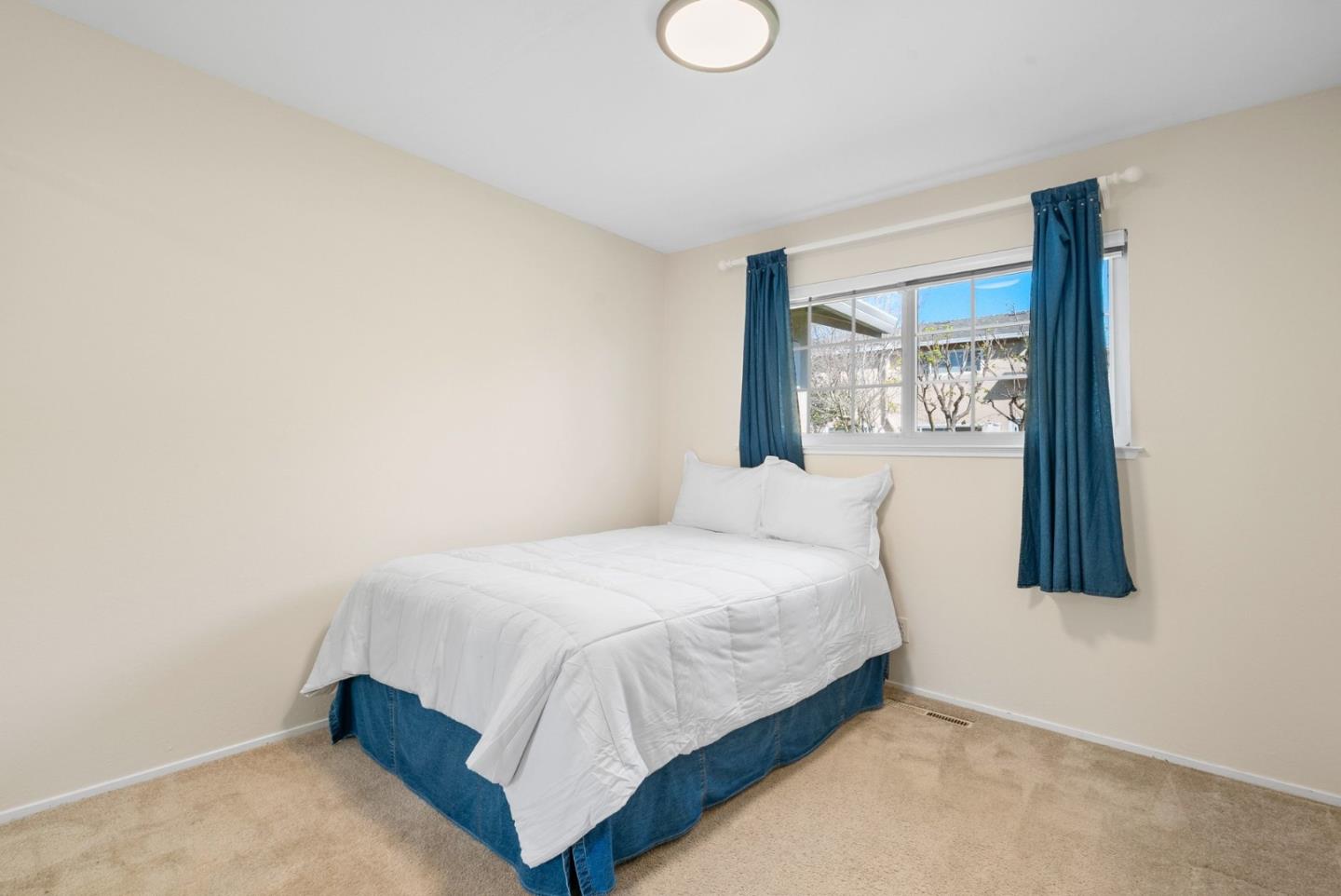 Detail Gallery Image 24 of 41 For 138 Segre Pl, Santa Cruz,  CA 95060 - 4 Beds | 2 Baths