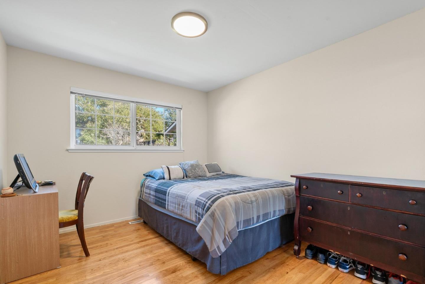 Detail Gallery Image 26 of 41 For 138 Segre Pl, Santa Cruz,  CA 95060 - 4 Beds | 2 Baths