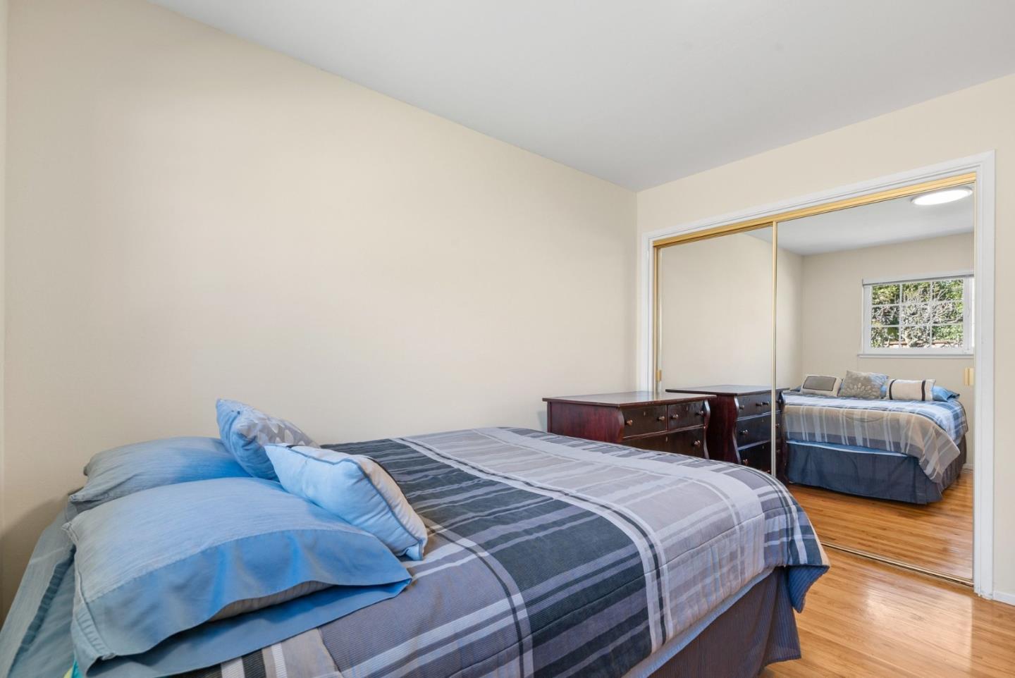 Detail Gallery Image 27 of 41 For 138 Segre Pl, Santa Cruz,  CA 95060 - 4 Beds | 2 Baths