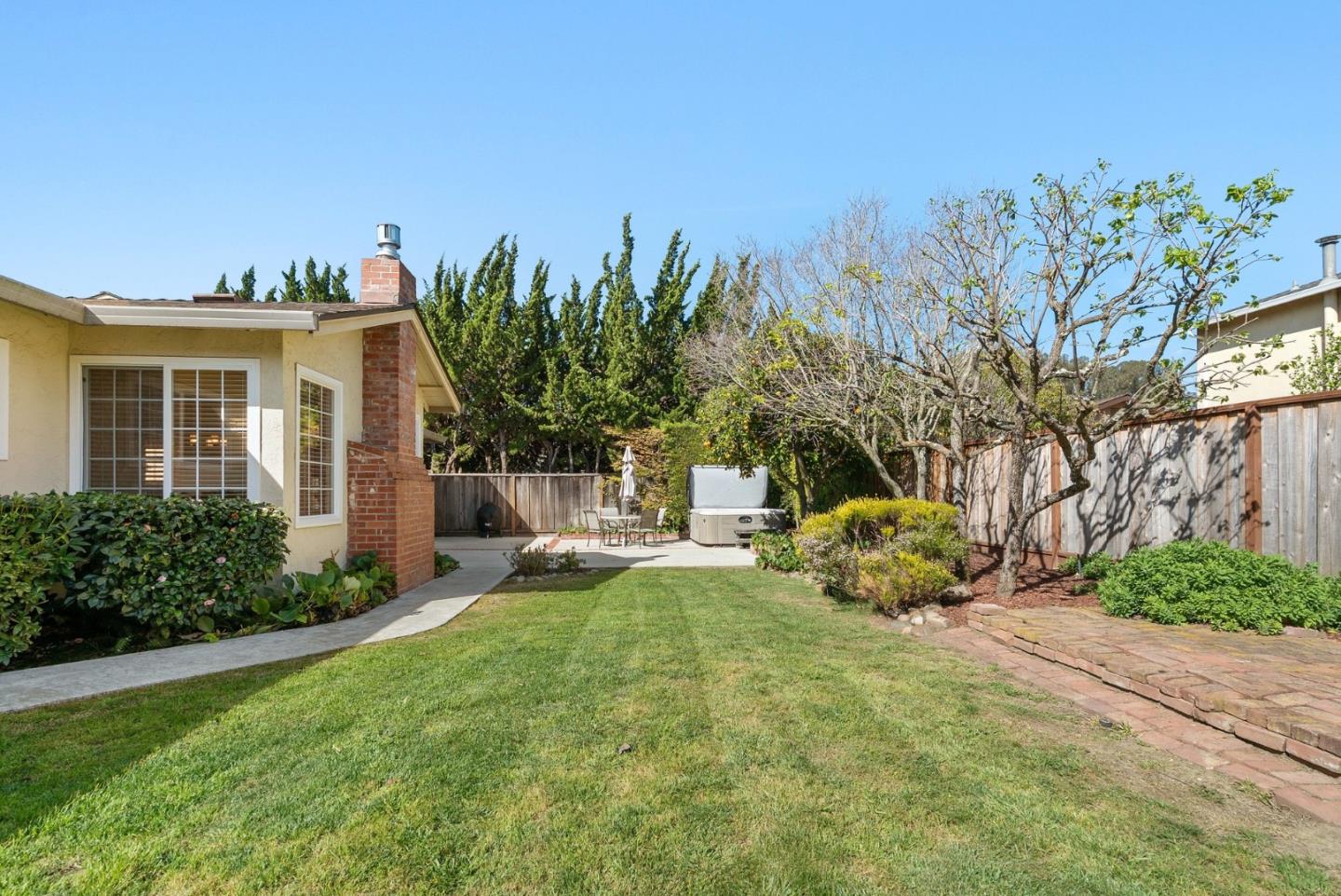 Detail Gallery Image 38 of 41 For 138 Segre Pl, Santa Cruz,  CA 95060 - 4 Beds | 2 Baths