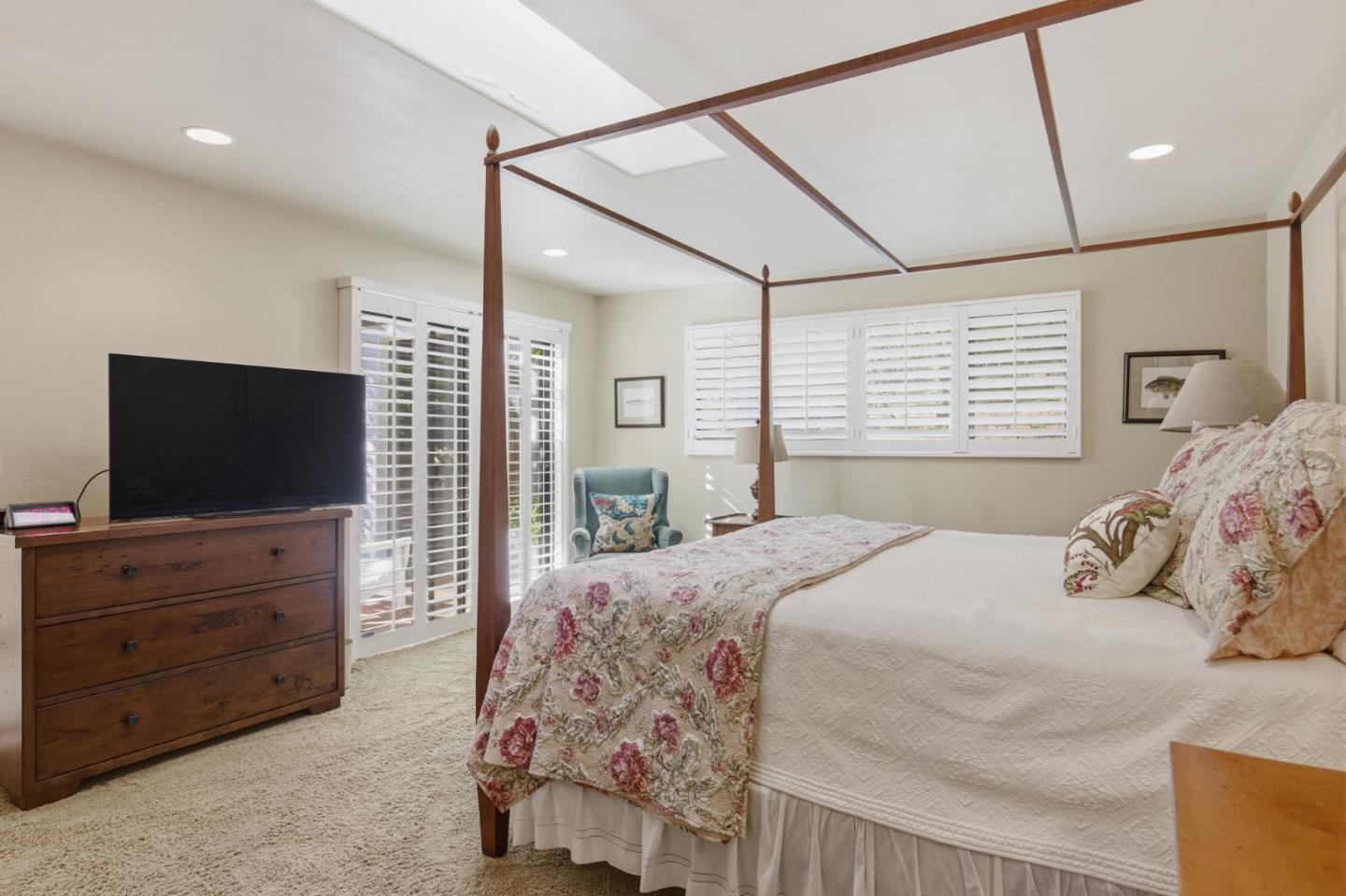 Detail Gallery Image 21 of 35 For 1155 Lookout Rd, Pebble Beach,  CA 93953 - 3 Beds | 2 Baths