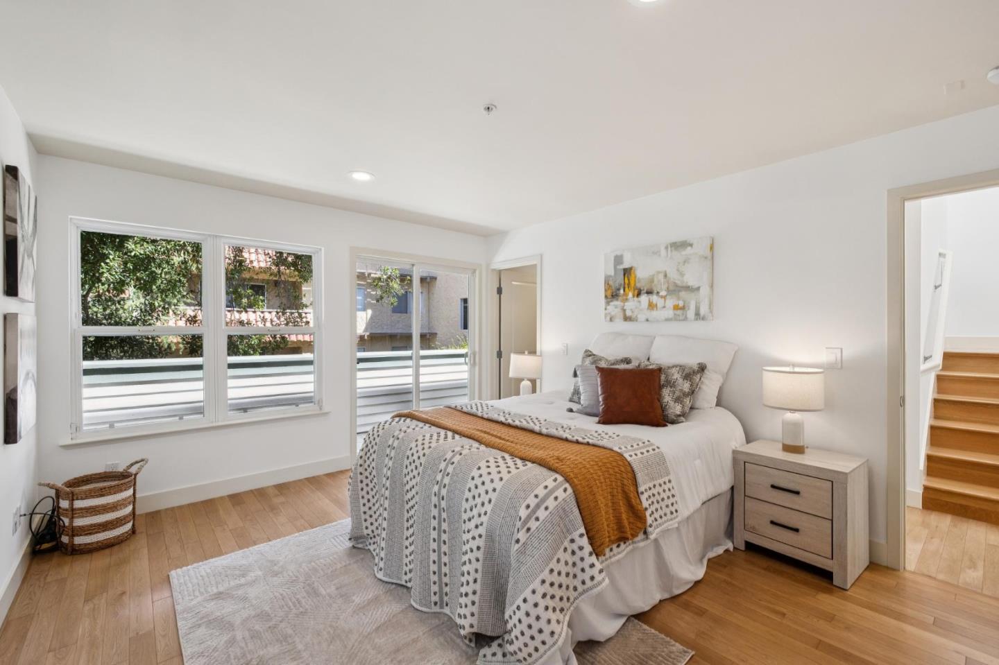 Detail Gallery Image 16 of 38 For 106 2nd St, Los Altos,  CA 94022 - 2 Beds | 2 Baths