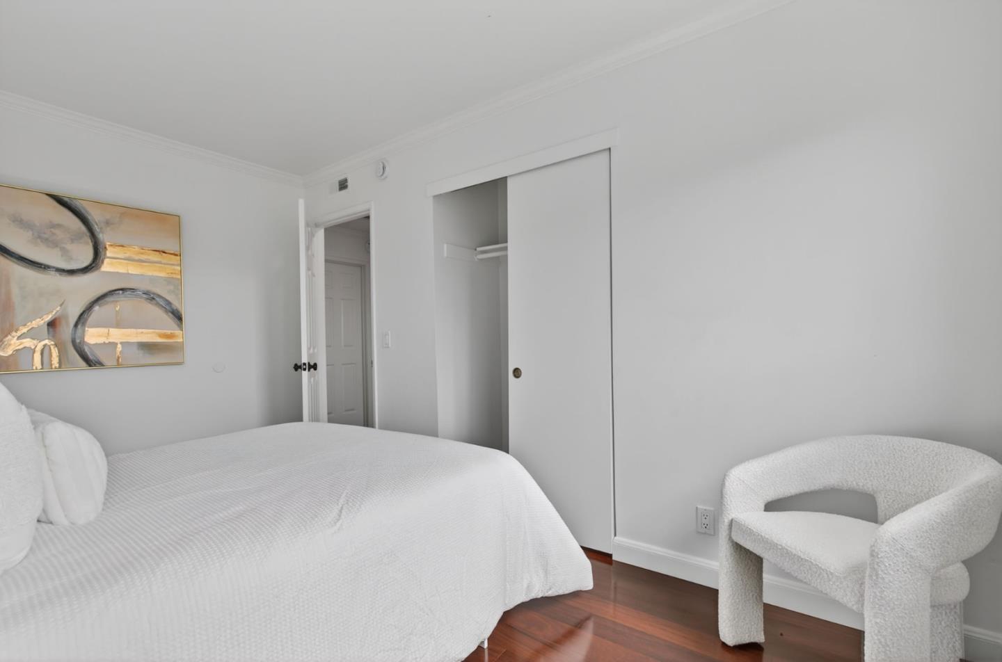 Detail Gallery Image 23 of 47 For 1072 Eagle Ln, Foster City,  CA 94404 - 4 Beds | 2/1 Baths