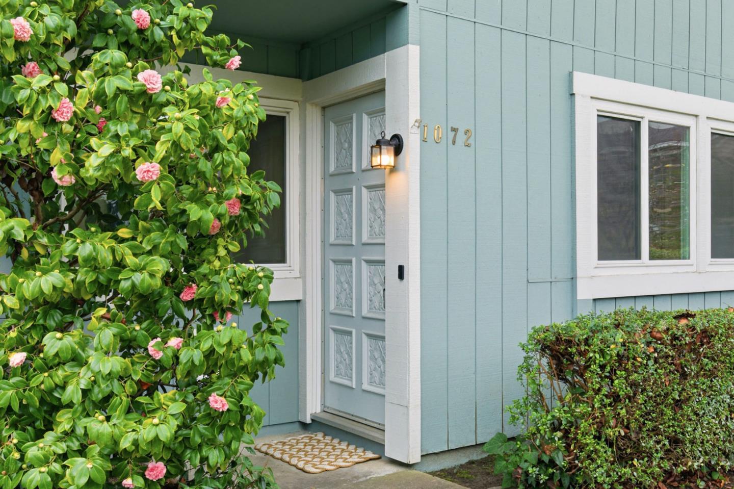 Detail Gallery Image 33 of 47 For 1072 Eagle Ln, Foster City,  CA 94404 - 4 Beds | 2/1 Baths