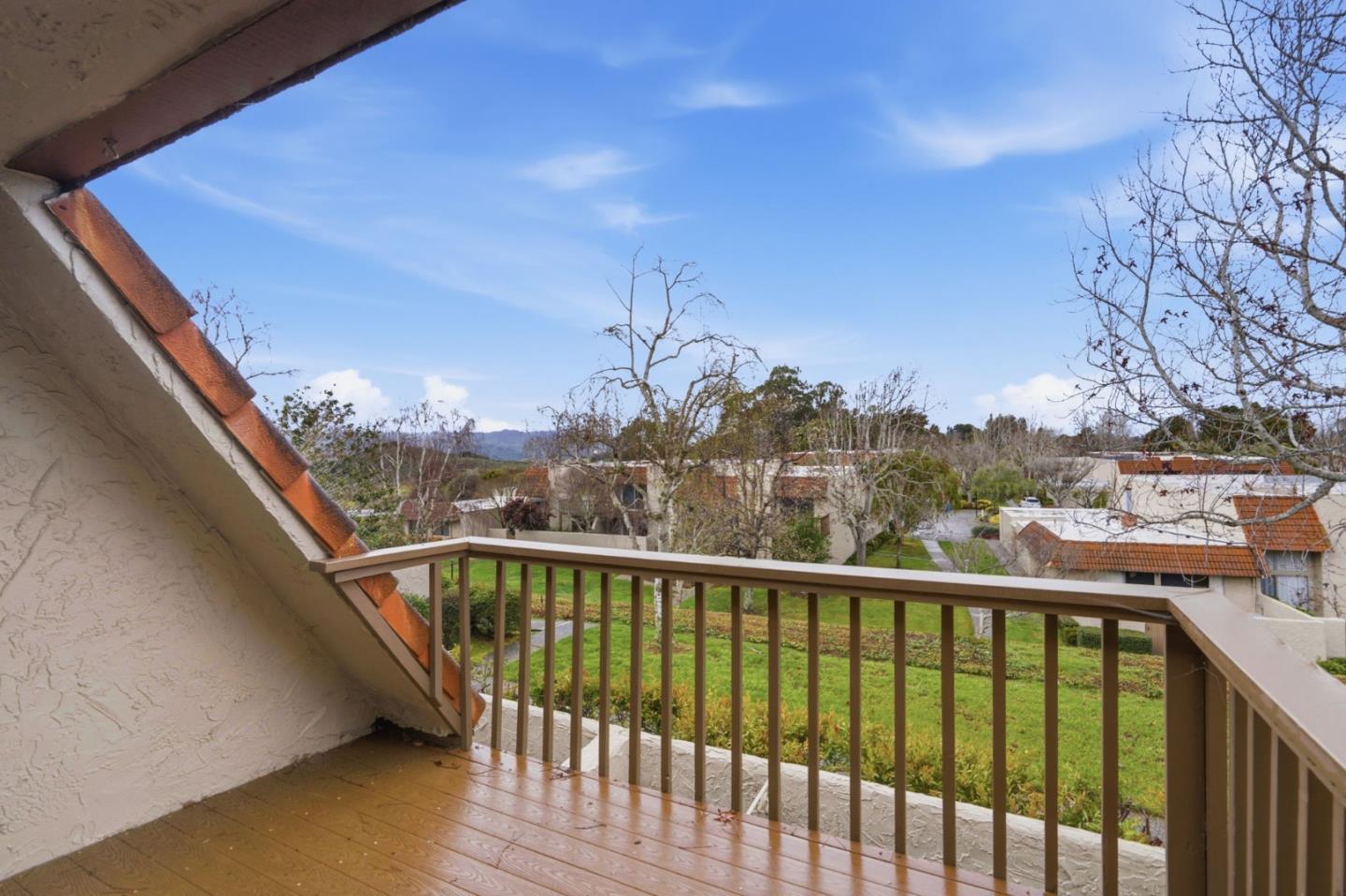 Detail Gallery Image 18 of 32 For 25 Rinconada Cir, Belmont,  CA 94002 - 3 Beds | 2/1 Baths