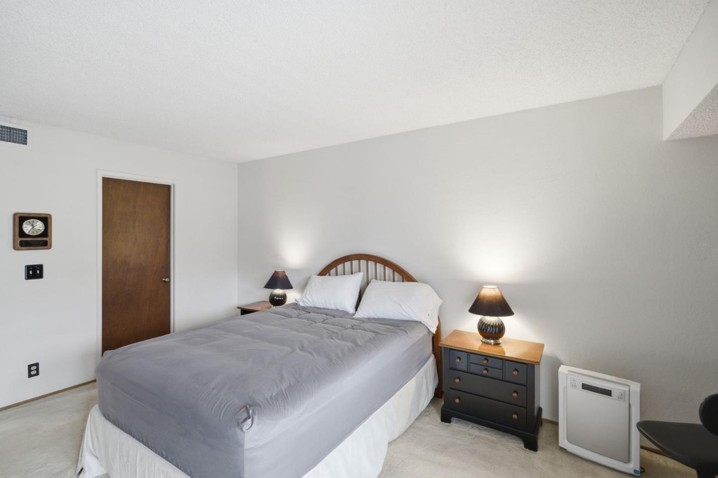 Detail Gallery Image 41 of 65 For 25 Rinconada Cir, Belmont,  CA 94002 - 4 Beds | 2/1 Baths