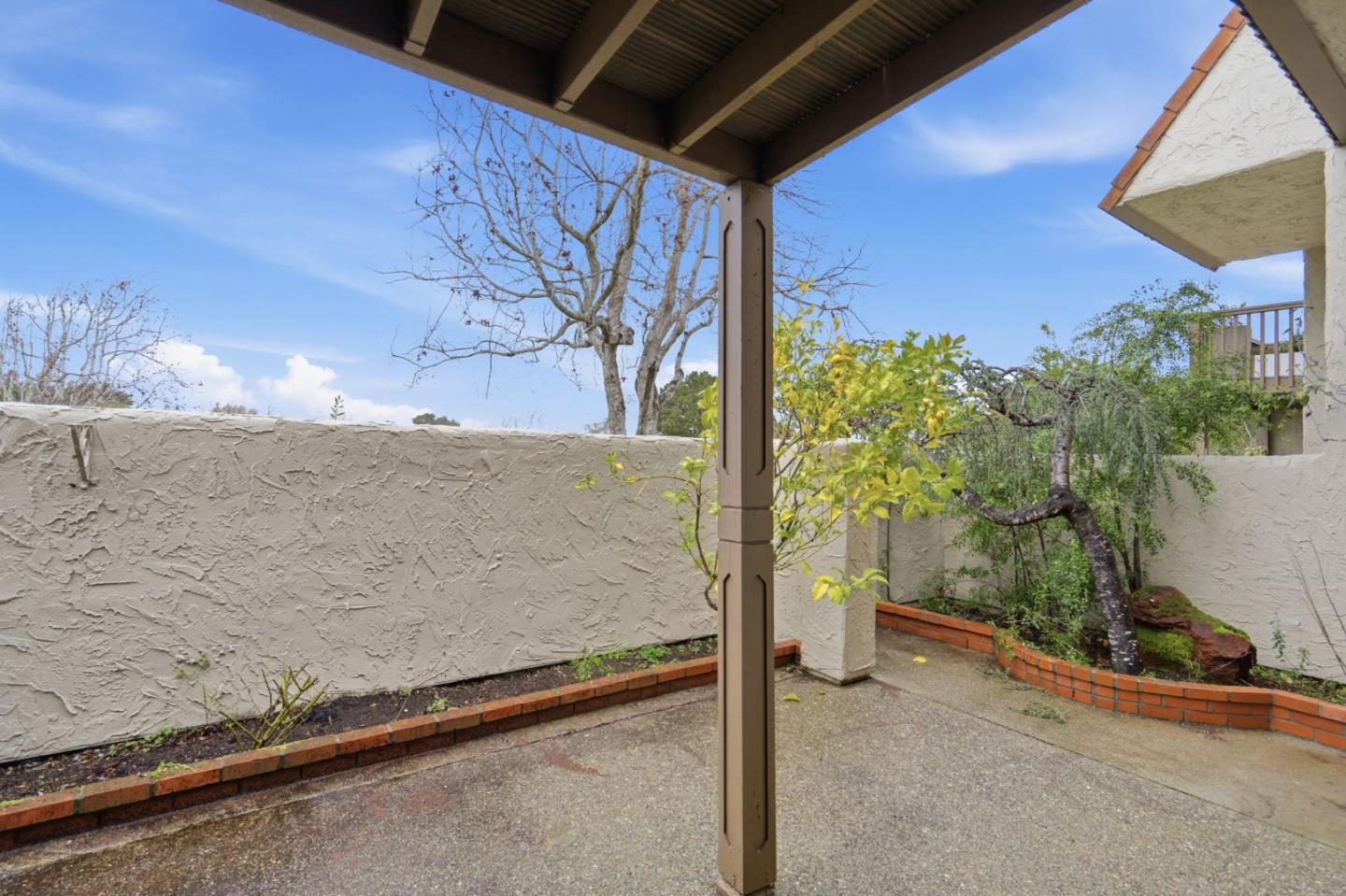 Detail Gallery Image 48 of 65 For 25 Rinconada Cir, Belmont,  CA 94002 - 4 Beds | 2/1 Baths