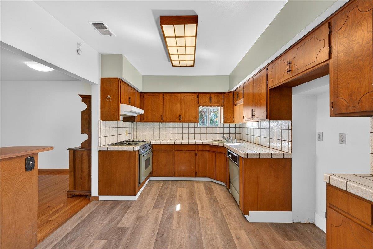 Detail Gallery Image 25 of 50 For 7429 Alexander St, Gilroy,  CA 95020 - 4 Beds | 3 Baths