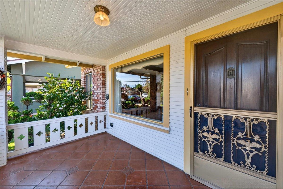 Detail Gallery Image 4 of 50 For 7429 Alexander St, Gilroy,  CA 95020 - 4 Beds | 3 Baths