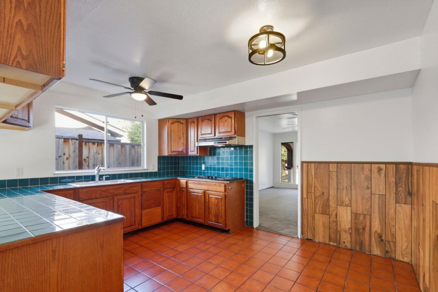 Detail Gallery Image 14 of 45 For 3561 Story Rd, San Jose,  CA 95127 - 4 Beds | 2 Baths