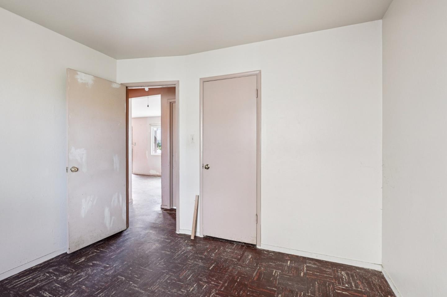 Detail Gallery Image 14 of 29 For 483 Heathcliff Dr, Pacifica,  CA 94044 - 3 Beds | 2 Baths