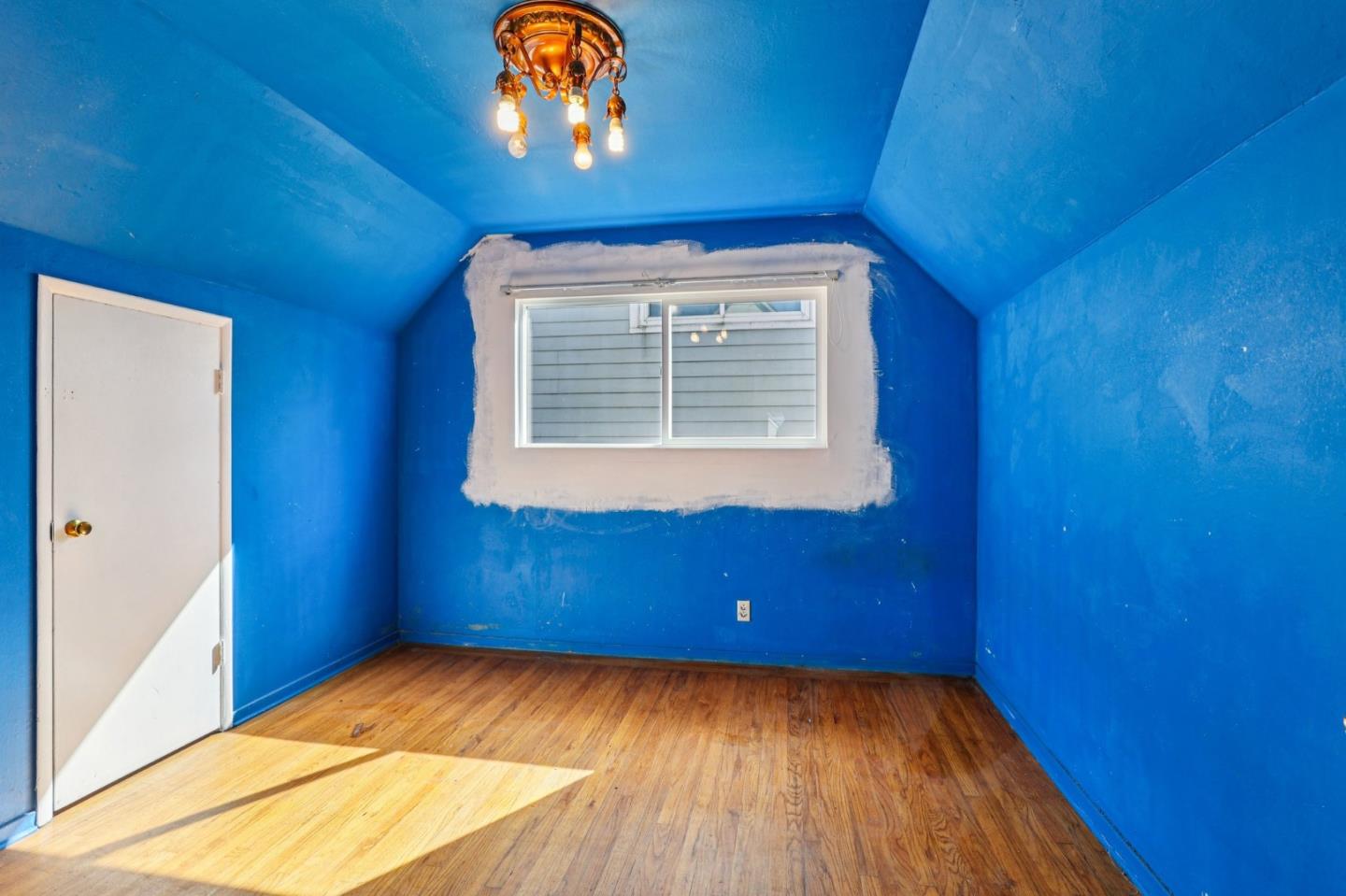 Detail Gallery Image 19 of 29 For 483 Heathcliff Dr, Pacifica,  CA 94044 - 3 Beds | 2 Baths