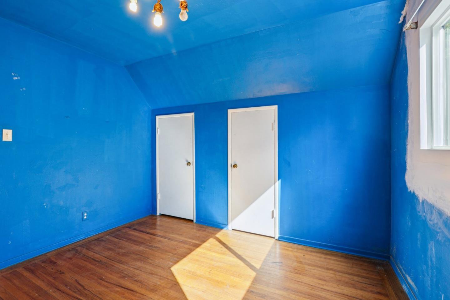 Detail Gallery Image 20 of 29 For 483 Heathcliff Dr, Pacifica,  CA 94044 - 3 Beds | 2 Baths