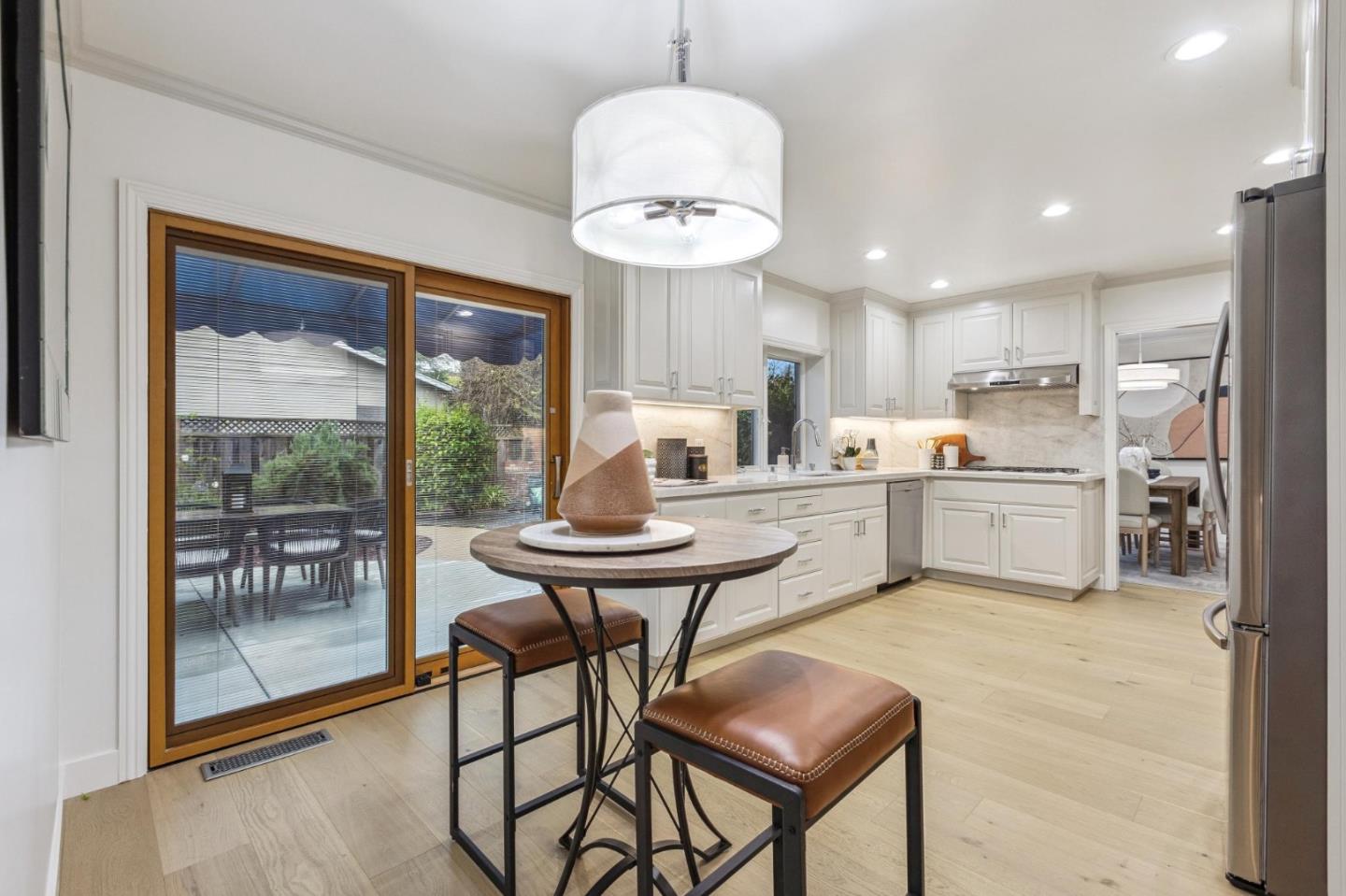 Detail Gallery Image 10 of 29 For 12044 Saraglen Ct, Saratoga,  CA 95070 - 4 Beds | 3 Baths