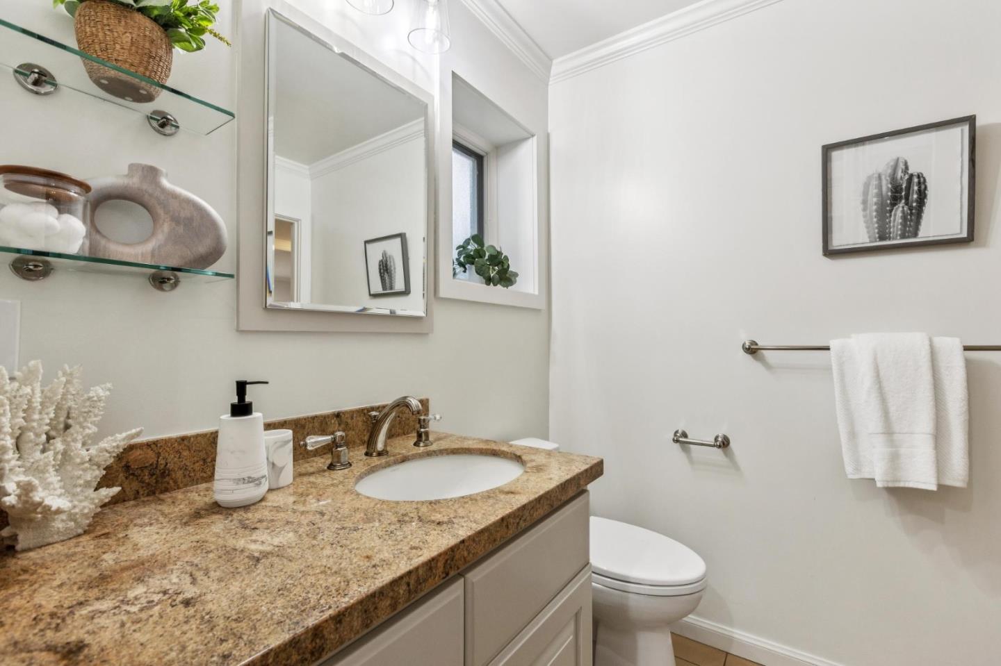 Detail Gallery Image 21 of 29 For 12044 Saraglen Ct, Saratoga,  CA 95070 - 4 Beds | 3 Baths