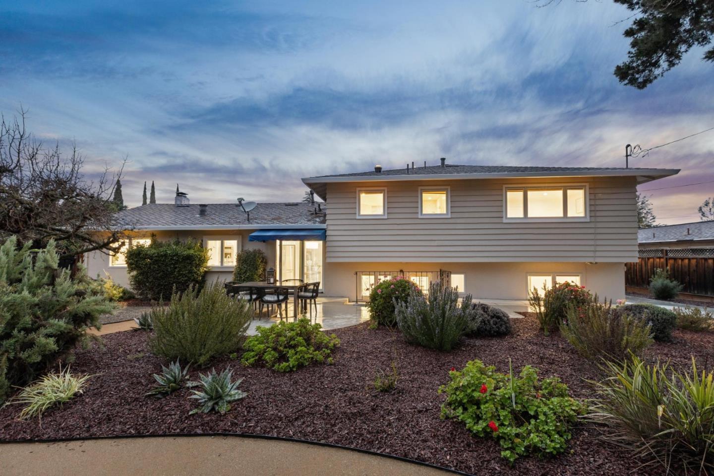 Detail Gallery Image 26 of 29 For 12044 Saraglen Ct, Saratoga,  CA 95070 - 4 Beds | 3 Baths