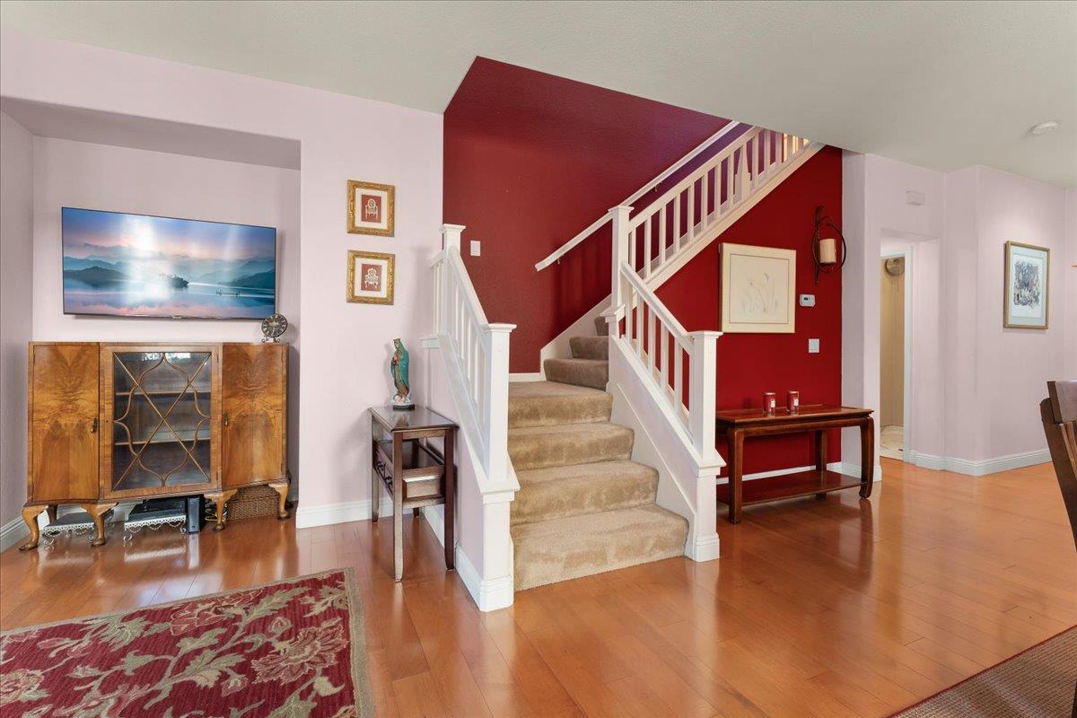 Detail Gallery Image 13 of 29 For 704 Tennyson Dr, Gilroy,  CA 95020 - 3 Beds | 2/1 Baths