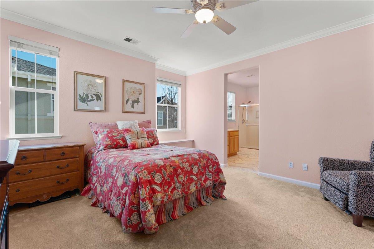 Detail Gallery Image 16 of 29 For 704 Tennyson Dr, Gilroy,  CA 95020 - 3 Beds | 2/1 Baths