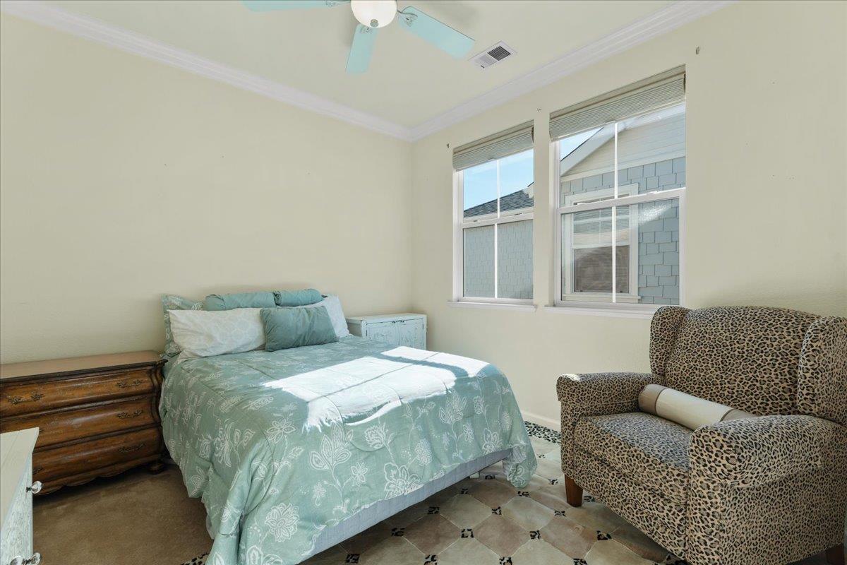 Detail Gallery Image 20 of 29 For 704 Tennyson Dr, Gilroy,  CA 95020 - 3 Beds | 2/1 Baths