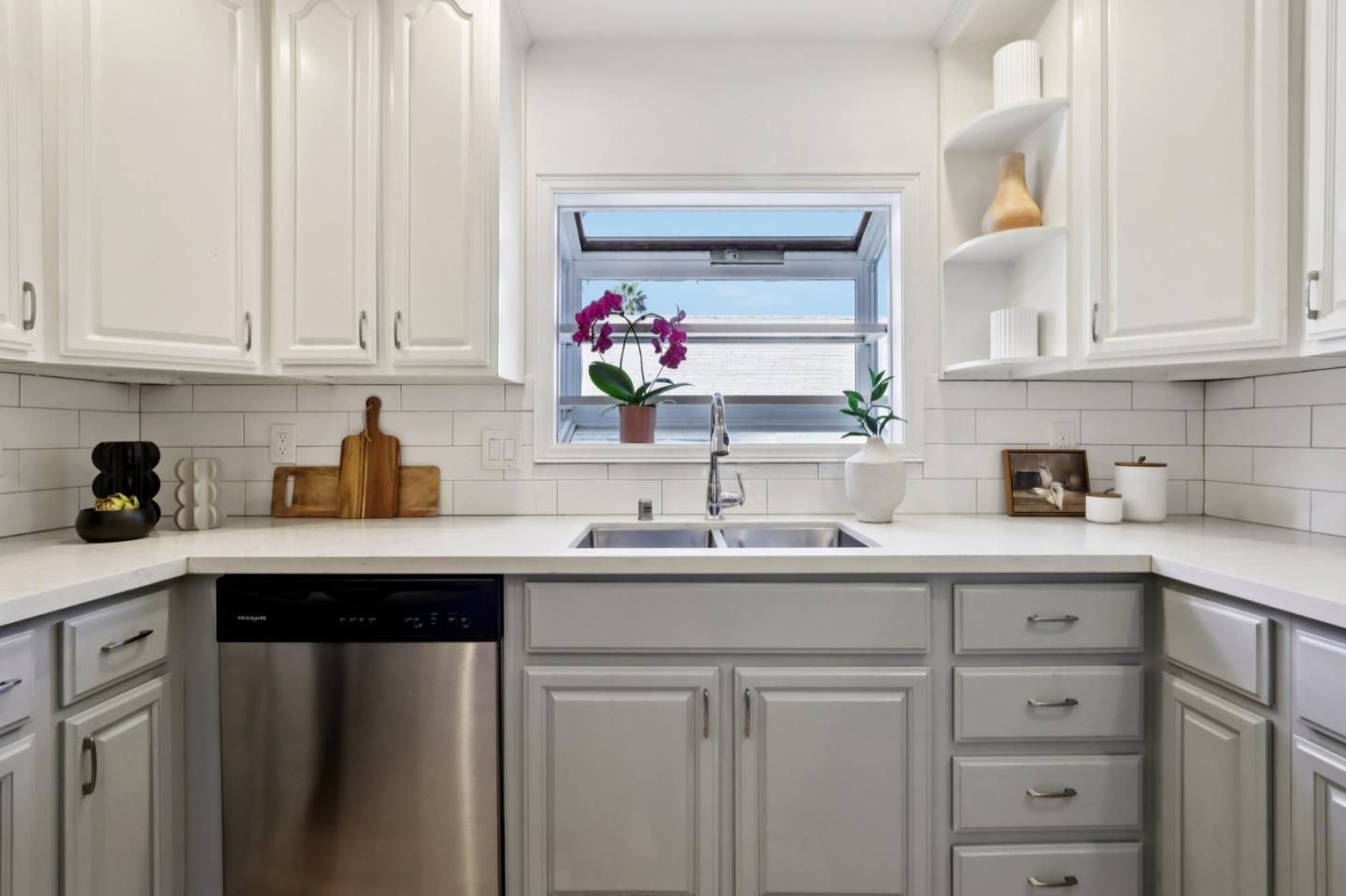 Detail Gallery Image 13 of 50 For 554 Fisk Ave, San Jose,  CA 95125 - 5 Beds | 3 Baths