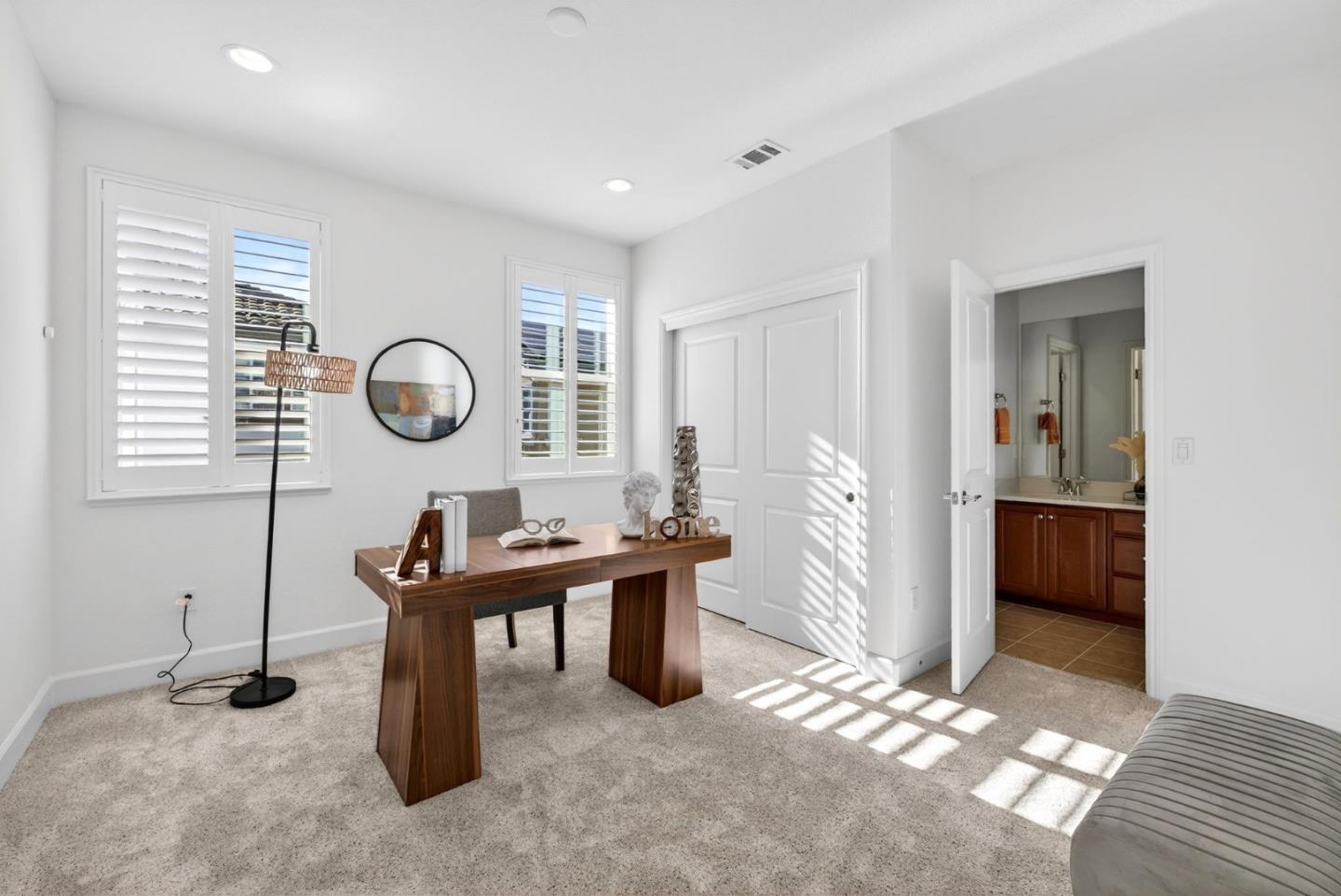 Detail Gallery Image 17 of 49 For 3210 La Rochelle Way, San Jose,  CA 95135 - 4 Beds | 3 Baths