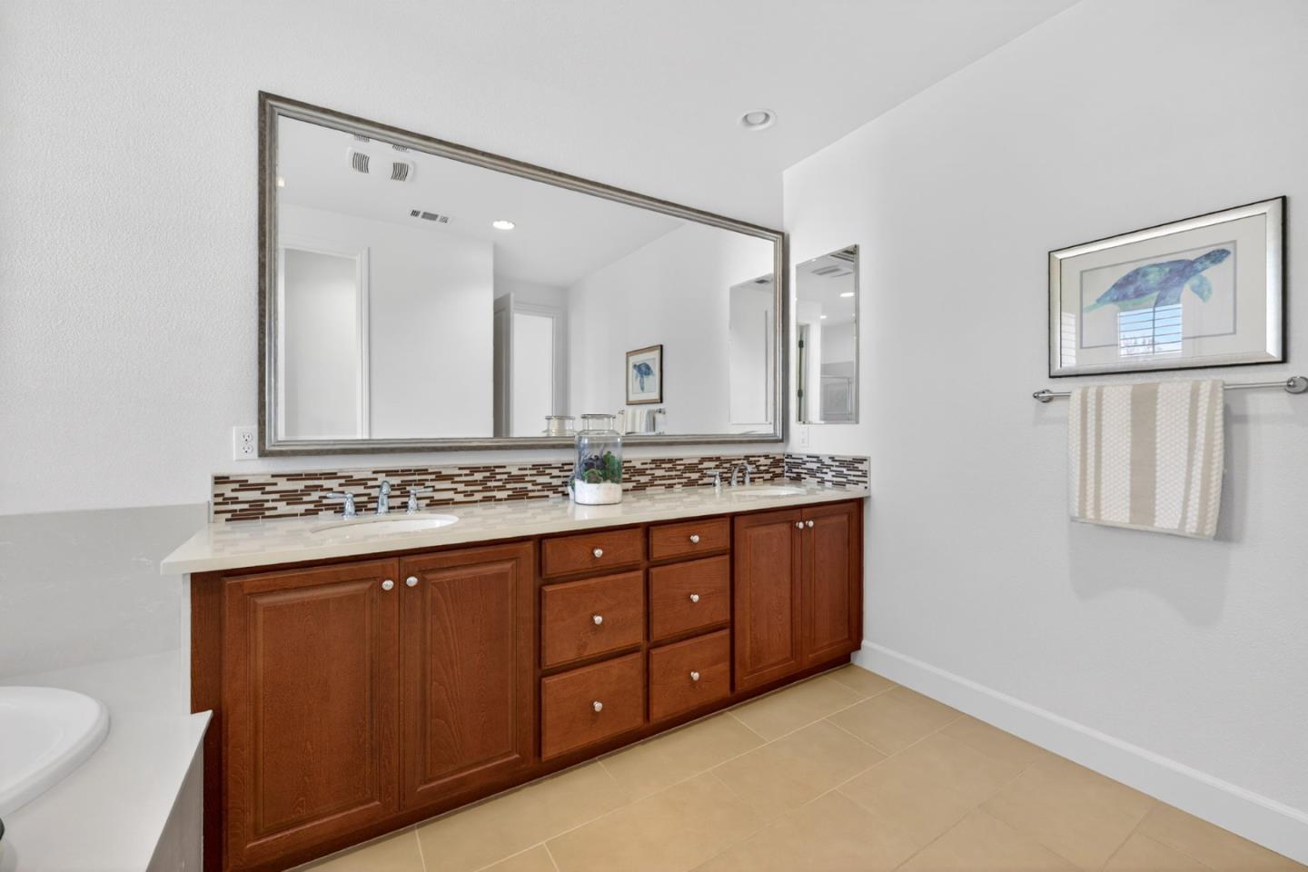 Detail Gallery Image 34 of 49 For 3210 La Rochelle Way, San Jose,  CA 95135 - 4 Beds | 3 Baths