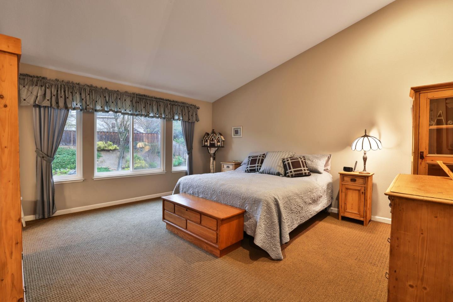 Detail Gallery Image 14 of 43 For 7085 Wilderness Cir, San Jose,  CA 95135 - 4 Beds | 3 Baths