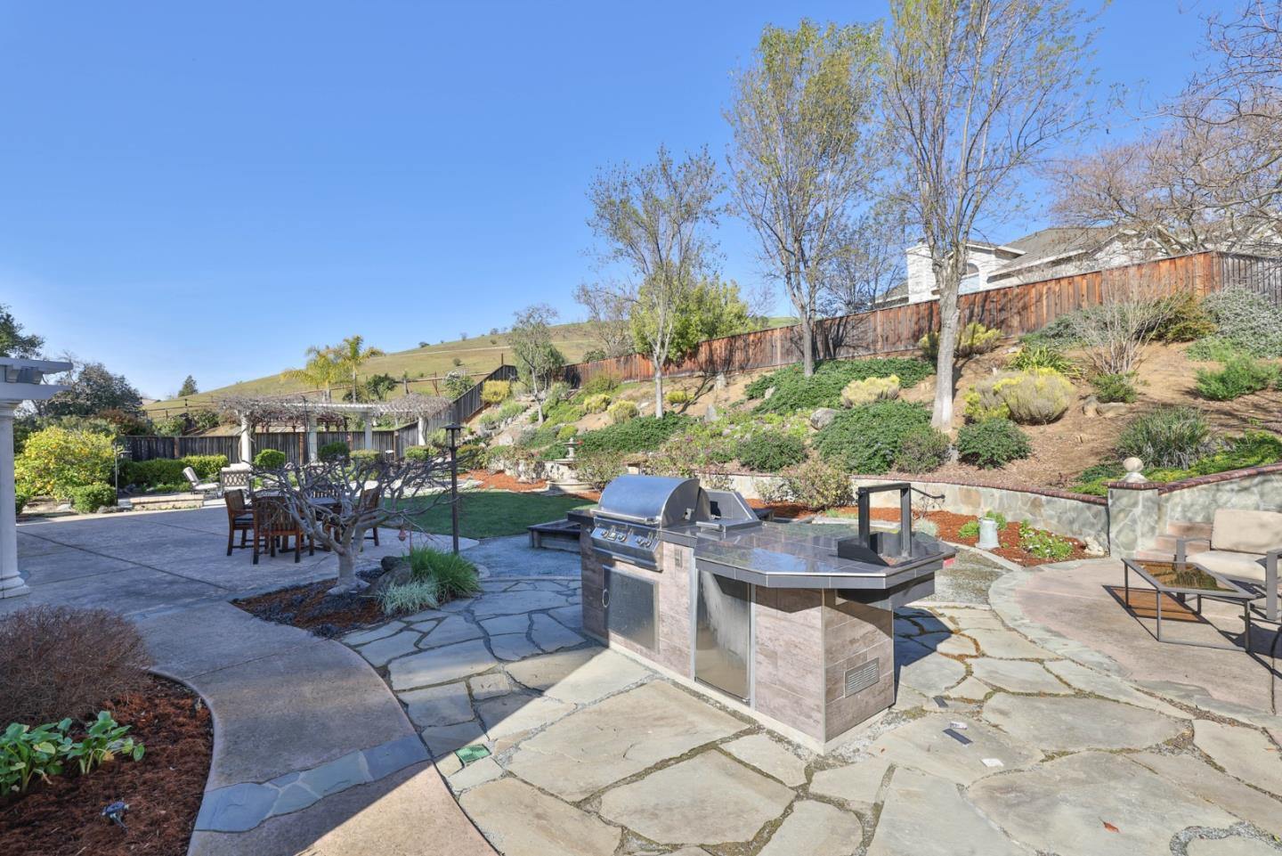 Detail Gallery Image 27 of 43 For 7085 Wilderness Cir, San Jose,  CA 95135 - 4 Beds | 3 Baths