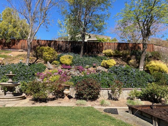 Detail Gallery Image 39 of 43 For 7085 Wilderness Cir, San Jose,  CA 95135 - 4 Beds | 3 Baths