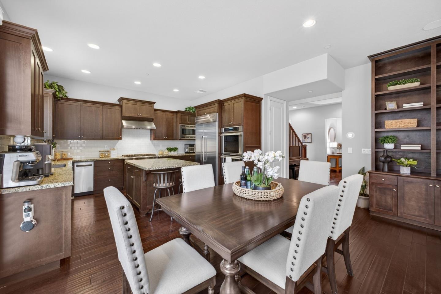 Detail Gallery Image 6 of 28 For 1855 Sycamore Crk, San Jose,  CA 95120 - 4 Beds | 4 Baths