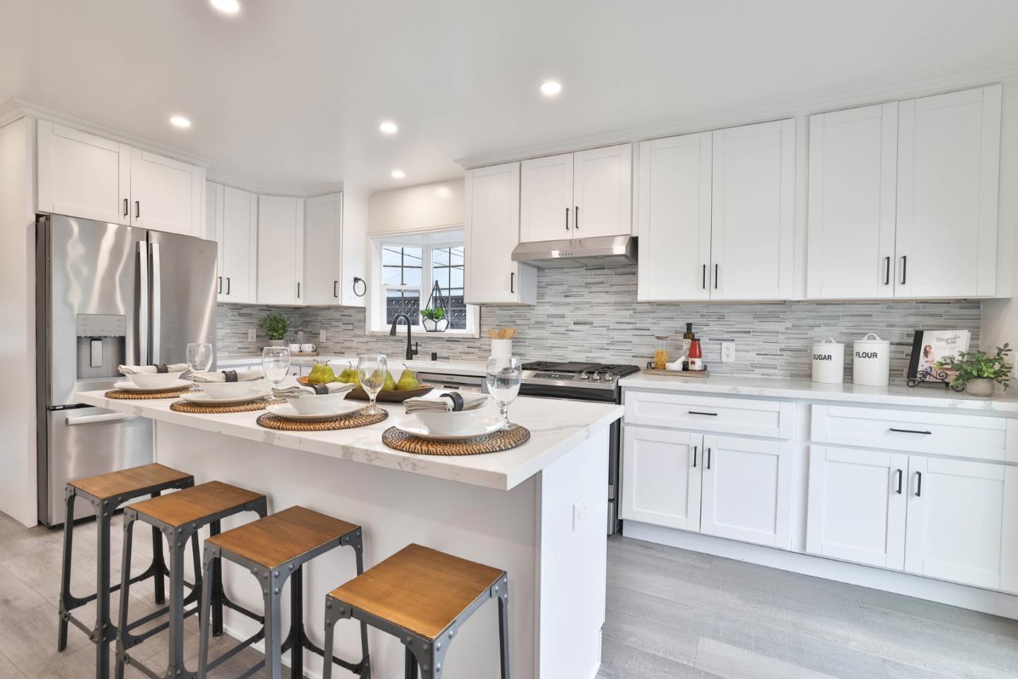 Detail Gallery Image 7 of 22 For 4470 Hyland Ave, San Jose,  CA 95127 - 2 Beds | 2 Baths