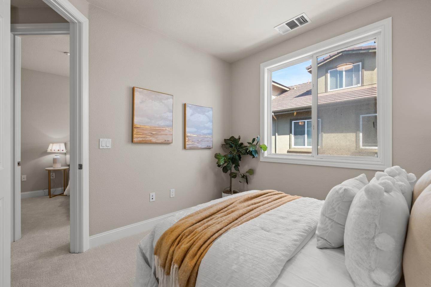 Detail Gallery Image 12 of 49 For 1756 Ringwood Ave, San Jose,  CA 95131 - 4 Beds | 3/1 Baths