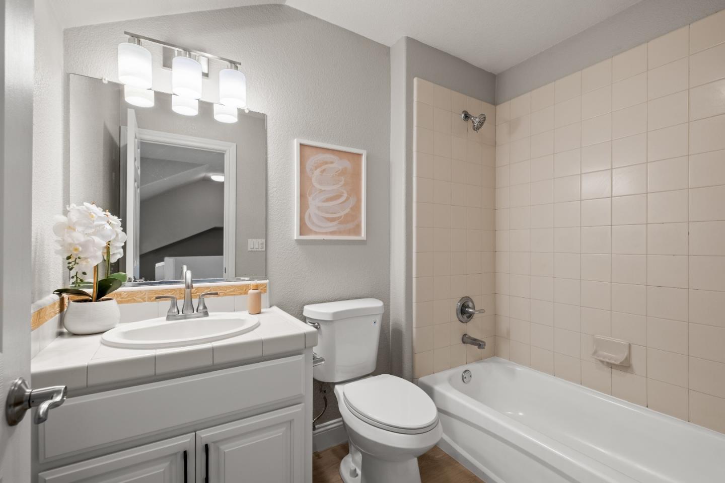 Detail Gallery Image 16 of 49 For 1756 Ringwood Ave, San Jose,  CA 95131 - 4 Beds | 3/1 Baths