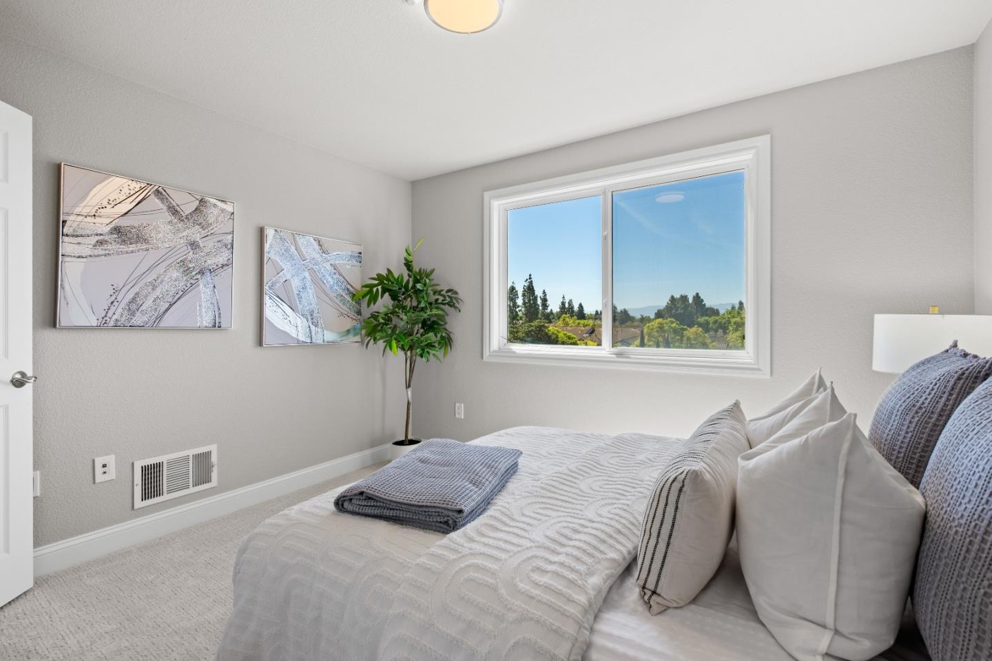 Detail Gallery Image 21 of 49 For 1756 Ringwood Ave, San Jose,  CA 95131 - 4 Beds | 3/1 Baths