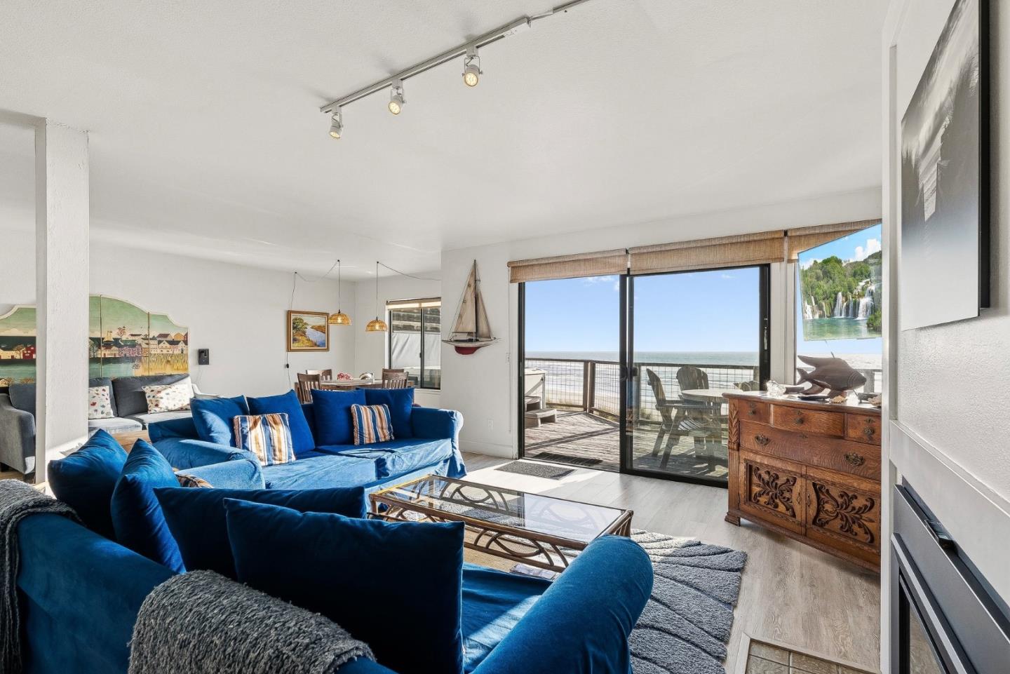 Detail Gallery Image 12 of 32 For 21 Cypress, La Selva Beach,  CA 95076 - 3 Beds | 3/1 Baths