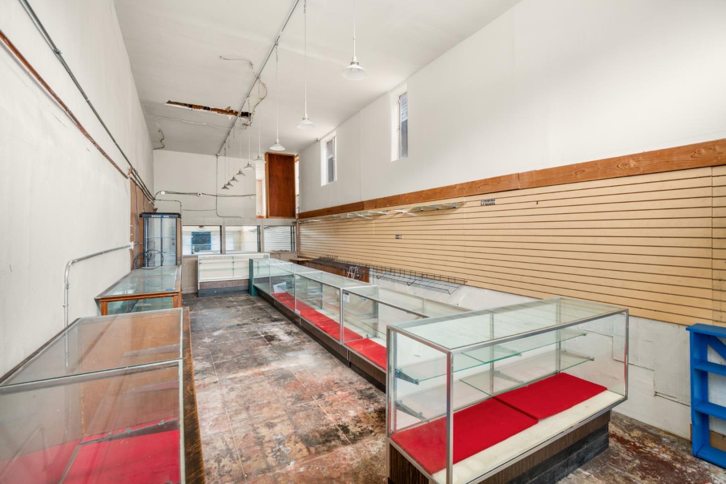 Detail Gallery Image 4 of 18 For 2874-2882 Telegraph Ave, Oakland,  CA 94609 - – Beds | – Baths