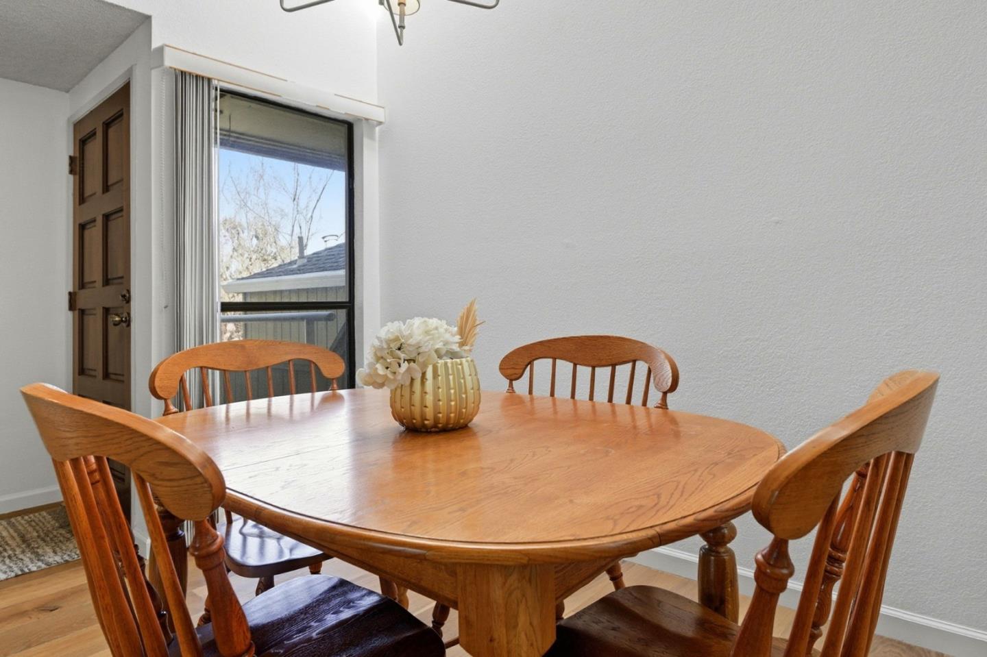 Detail Gallery Image 11 of 28 For 1776 Braddock Ct, San Jose,  CA 95125 - 2 Beds | 2 Baths