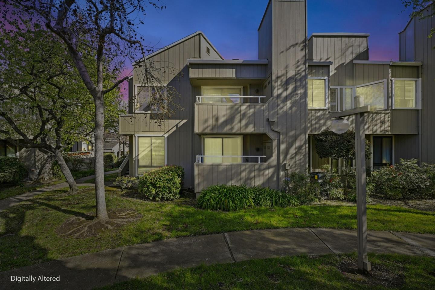 Detail Gallery Image 2 of 28 For 1776 Braddock Ct, San Jose,  CA 95125 - 2 Beds | 2 Baths