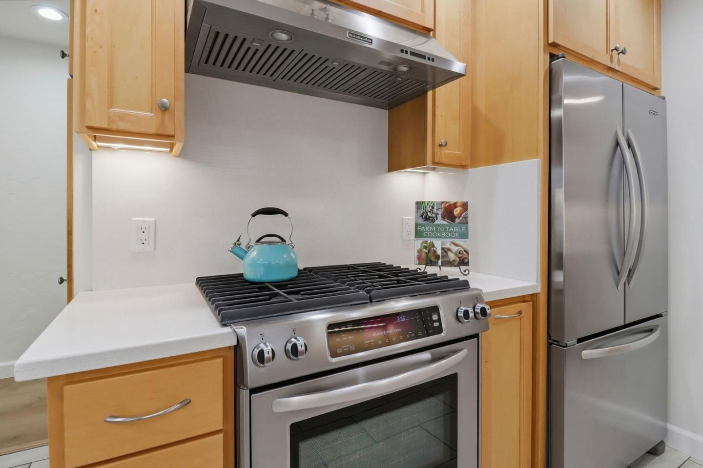 Detail Gallery Image 8 of 31 For 791 N 19th St, San Jose,  CA 95112 - 3 Beds | 2 Baths