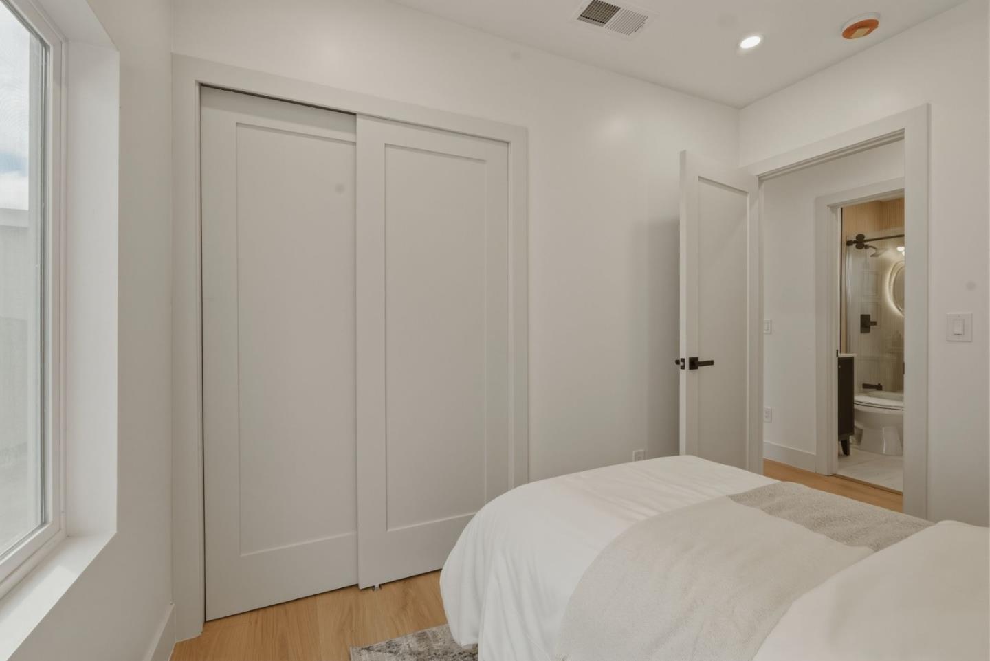 Detail Gallery Image 12 of 48 For 273 Poplar Ave, San Bruno,  CA 94066 - 3 Beds | 2 Baths