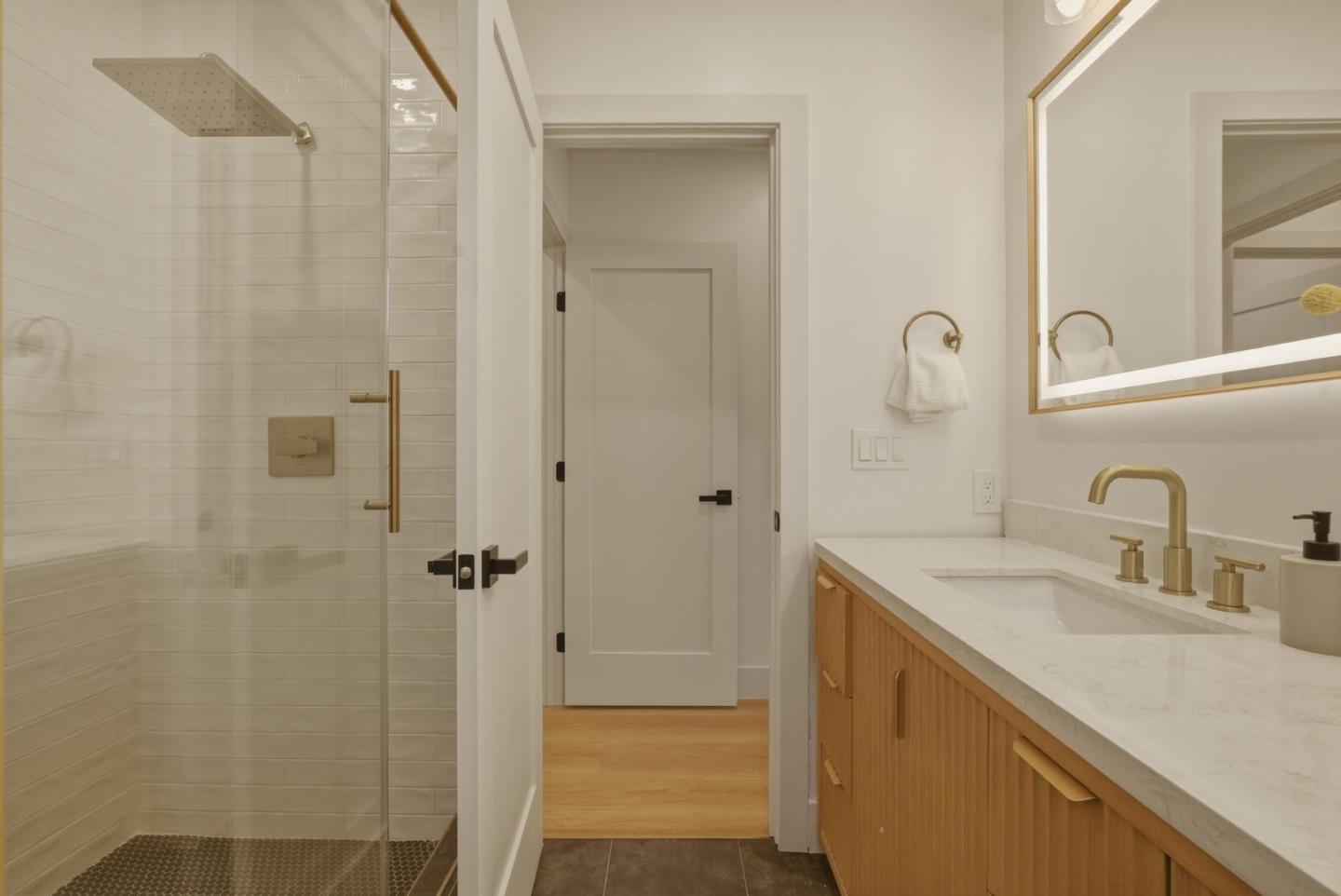 Detail Gallery Image 17 of 48 For 273 Poplar Ave, San Bruno,  CA 94066 - 3 Beds | 2 Baths