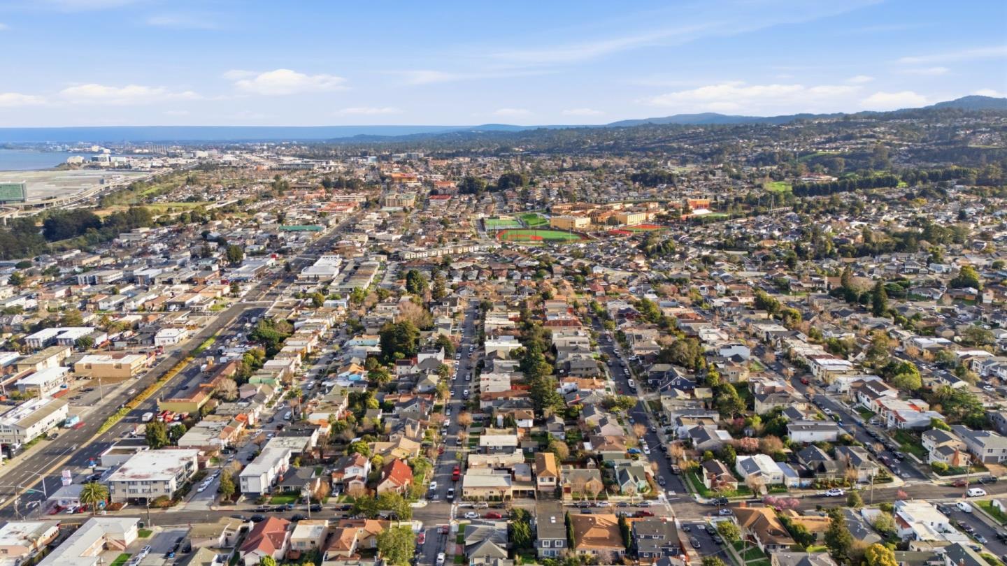 Detail Gallery Image 33 of 48 For 273 Poplar Ave, San Bruno,  CA 94066 - 3 Beds | 2 Baths