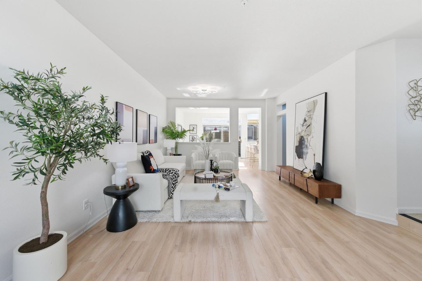 Detail Gallery Image 10 of 62 For 509 Porpoise Bay Ter #C,  Sunnyvale,  CA 94089 - 3 Beds | 2/1 Baths