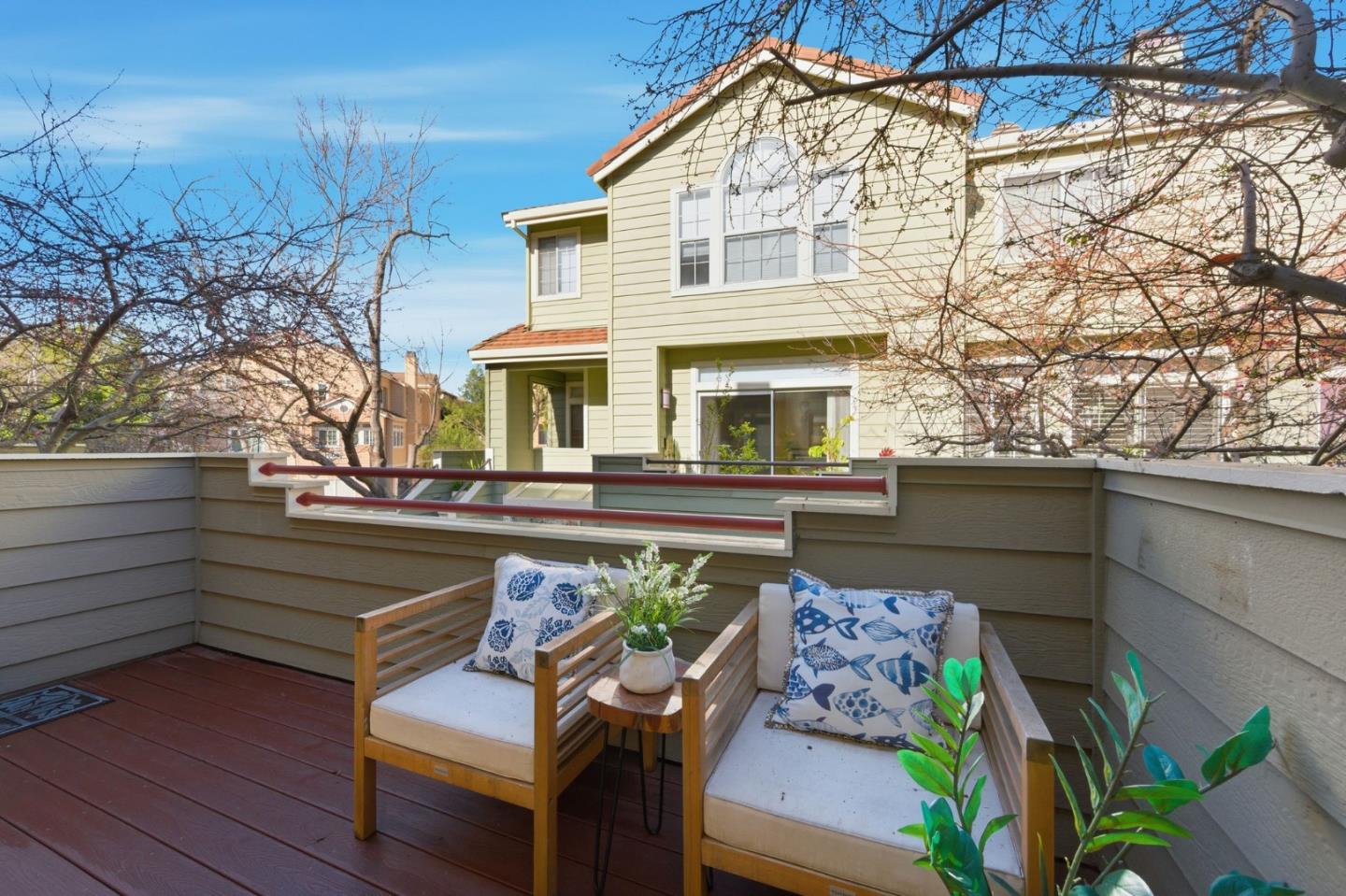 Detail Gallery Image 12 of 62 For 509 Porpoise Bay Ter #C,  Sunnyvale,  CA 94089 - 3 Beds | 2/1 Baths