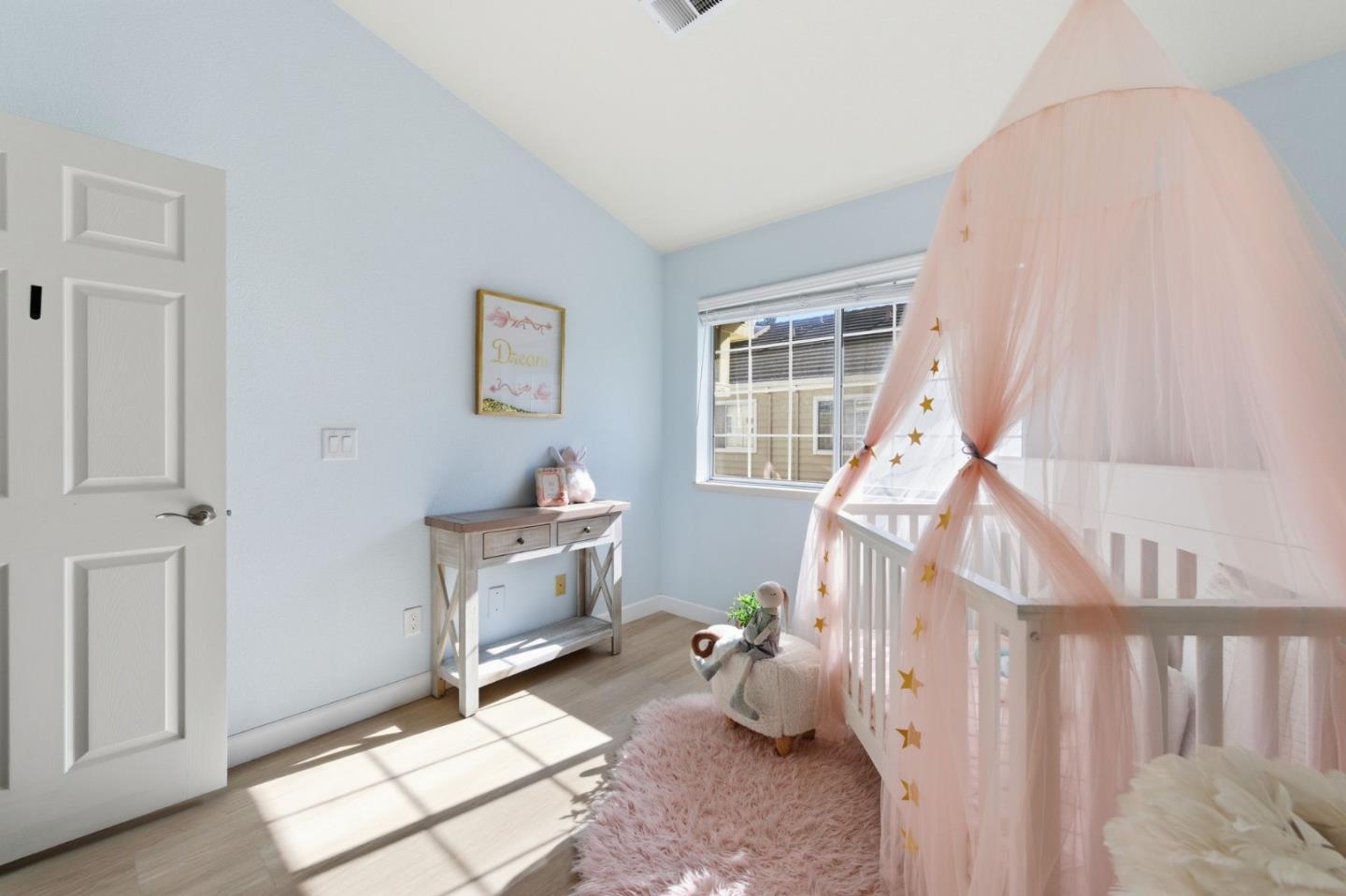 Detail Gallery Image 38 of 62 For 509 Porpoise Bay Ter #C,  Sunnyvale,  CA 94089 - 3 Beds | 2/1 Baths