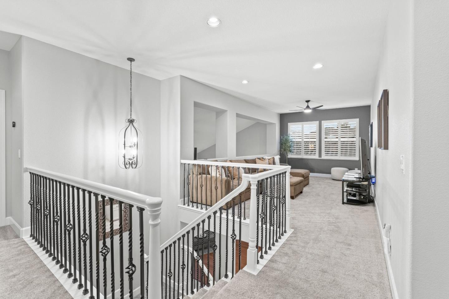 Detail Gallery Image 19 of 50 For 18312 Solano Ct, Morgan Hill,  CA 95037 - 4 Beds | 3 Baths