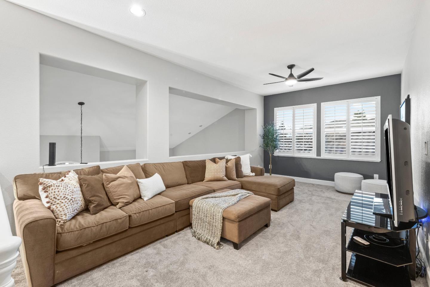 Detail Gallery Image 20 of 50 For 18312 Solano Ct, Morgan Hill,  CA 95037 - 4 Beds | 3 Baths