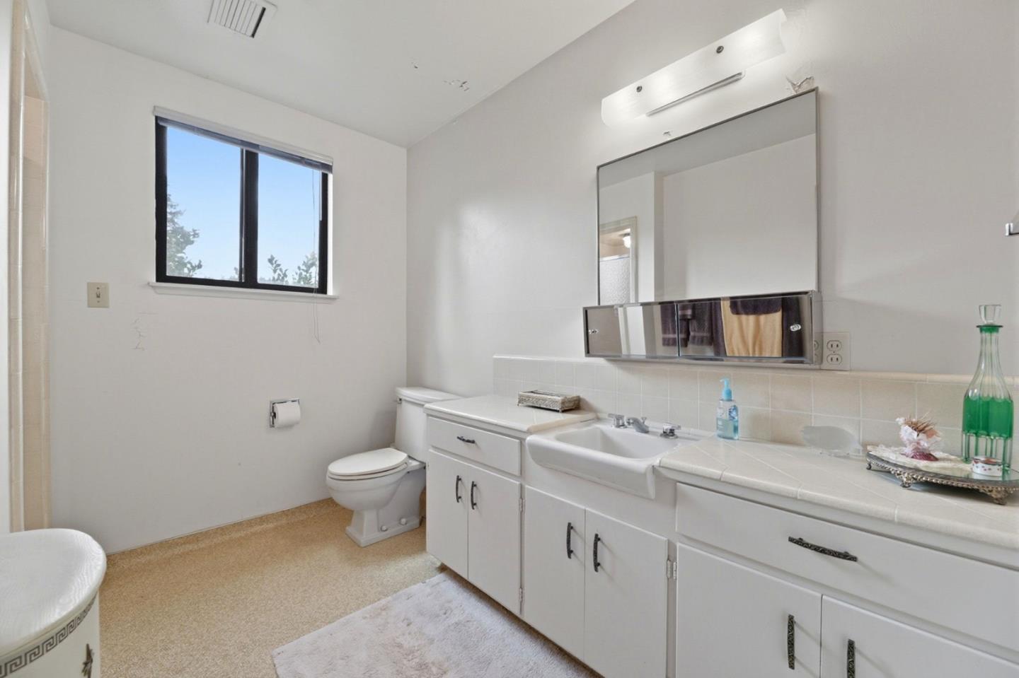 Detail Gallery Image 23 of 46 For 24733 Loma Prieta Ave, Los Gatos,  CA 95033 - 4 Beds | 3/1 Baths